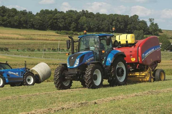 New Holland | T5 Series | Model T5.120 Dual Command™ for sale at H&M Equipment Co., Inc. New York