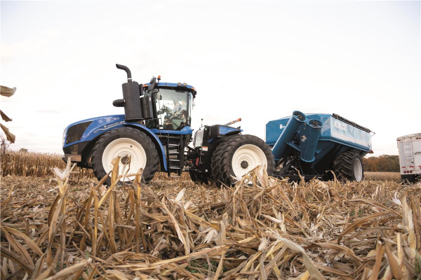 New Holland T9.530 Wheeled and SmartTrax™ for sale at H&M Equipment Co., Inc. New York