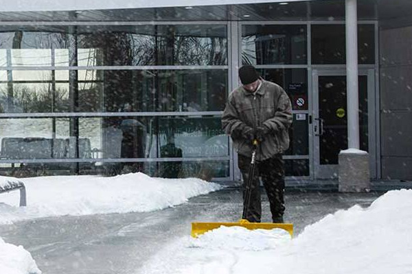 SnowEx | Sidewalks | Heavy-Duty Pusher Shovels for sale at H&M Equipment Co., Inc. New York