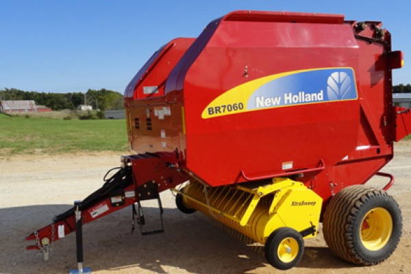 New Holland | Roll-Belt™ Round Balers | Model BR7060 (PRIOR MODEL) for sale at H&M Equipment Co., Inc. New York